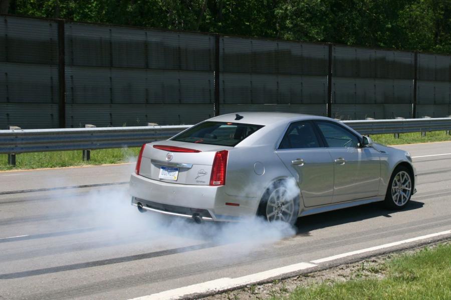  Cadillac CTS-V Coupe 2010 года  (фото 253 из 315)
